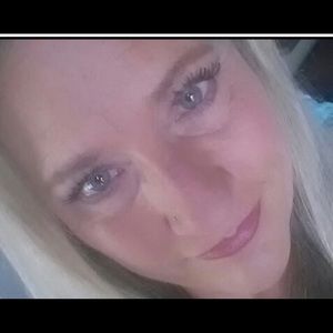 Meet your Posher, Vicki